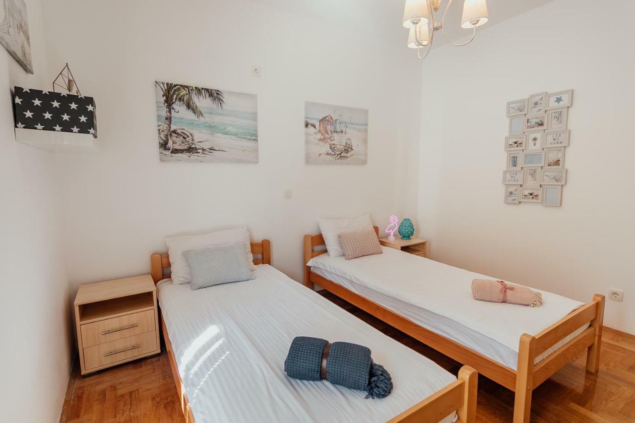 Acacia summer holiday Ðenovići Exterior foto