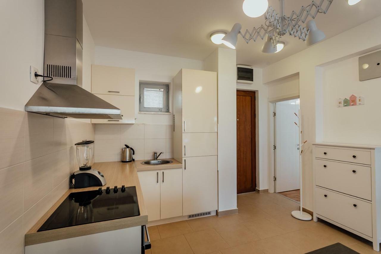 Acacia summer holiday Ðenovići Exterior foto