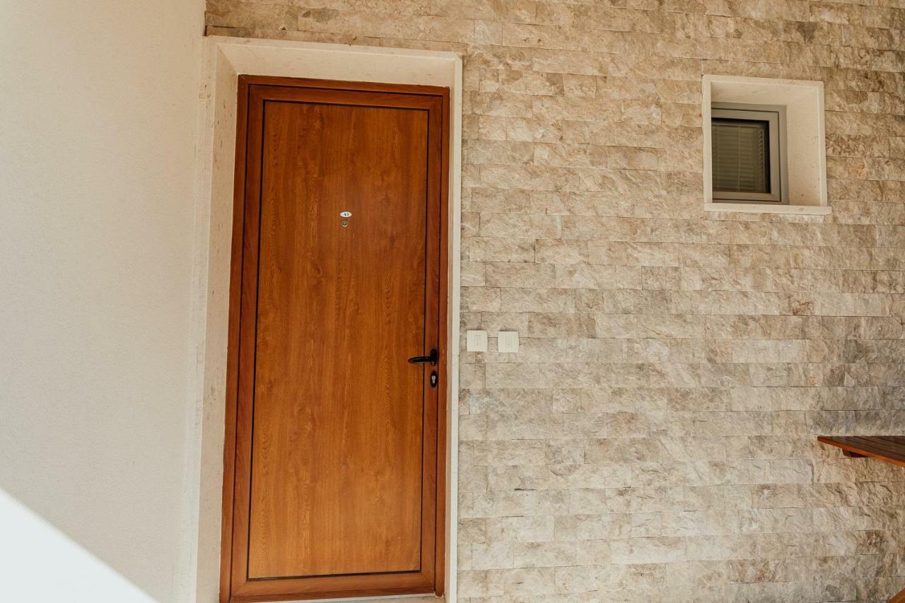 Acacia summer holiday Ðenovići Exterior foto